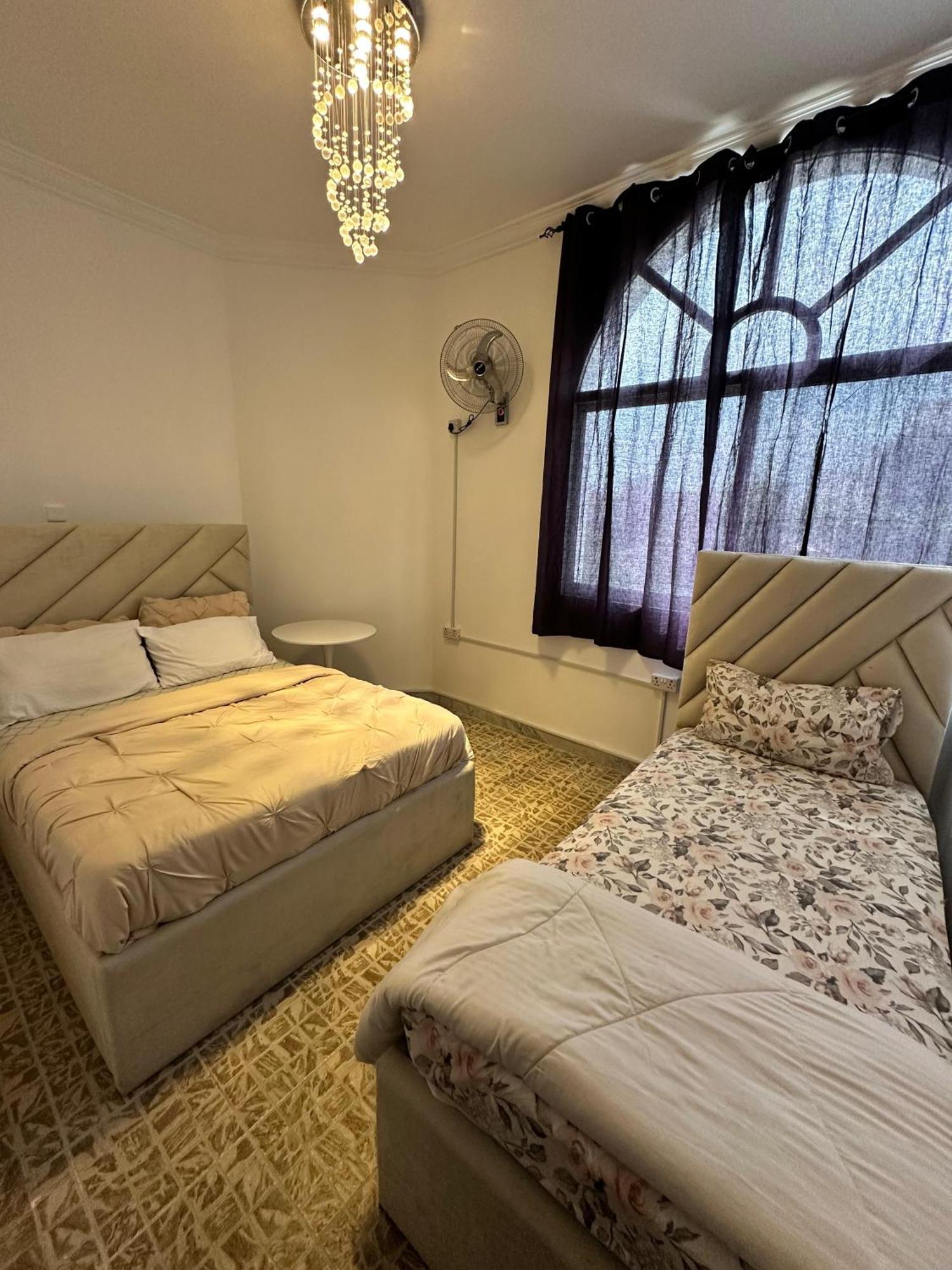 Guest house International *